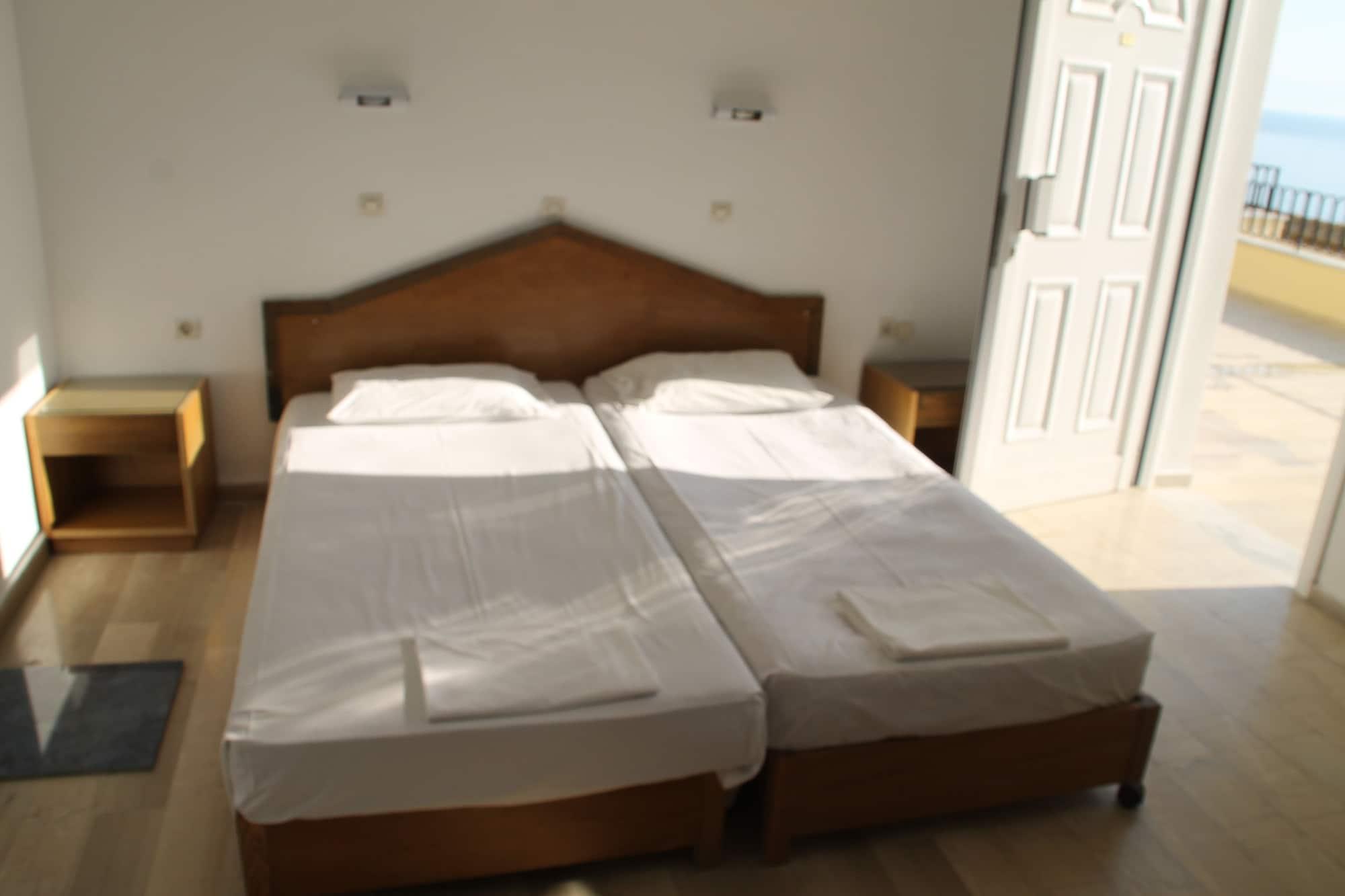 בניטסס Litharia Apartments מראה חיצוני תמונה