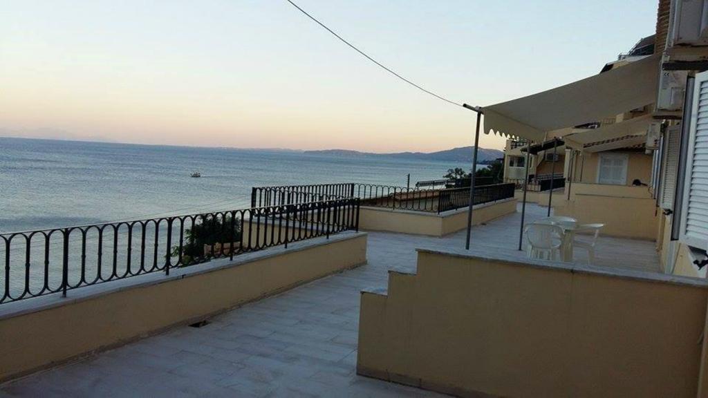 בניטסס Litharia Apartments מראה חיצוני תמונה