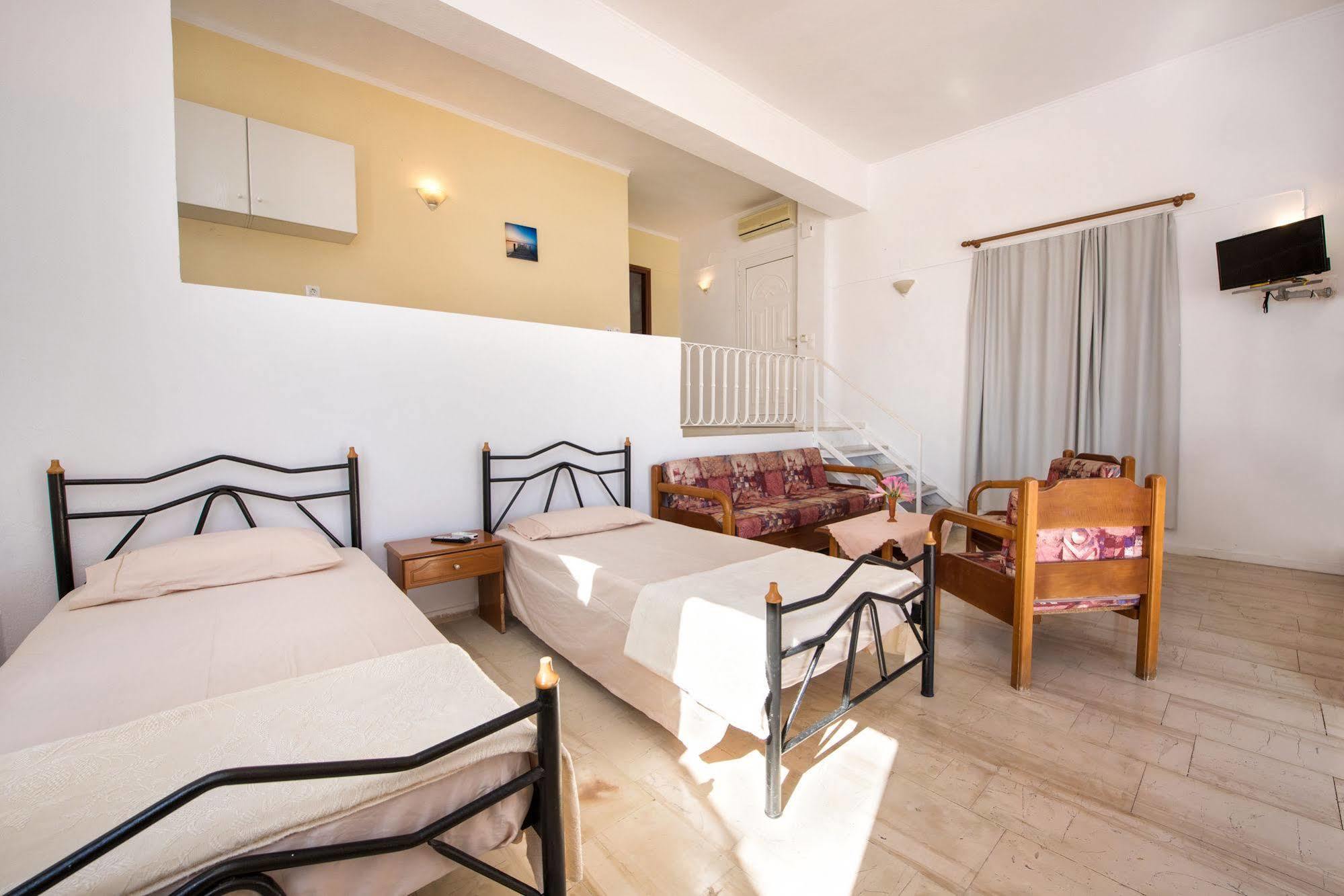 בניטסס Litharia Apartments מראה חיצוני תמונה